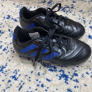 Toddler boys Adidas soccer cleats